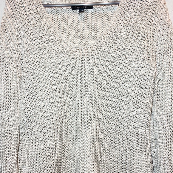 Banana Republic Taupe Sweater - Picture 6 of 7